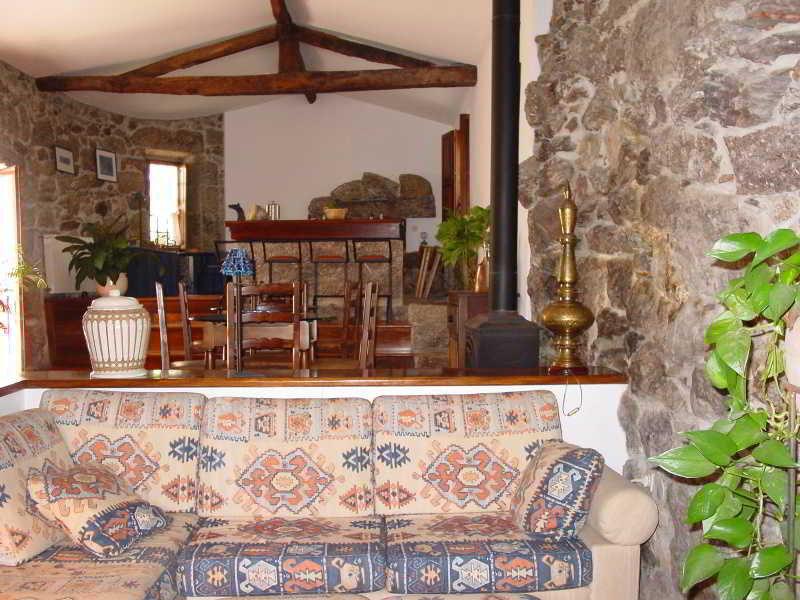 Quinta De Cima De Eiriz Guest House Guimarães Exterior foto