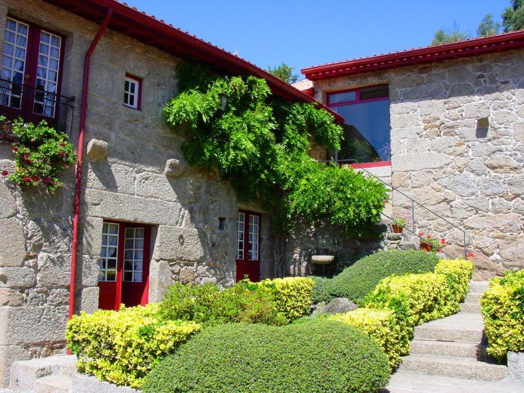 Quinta De Cima De Eiriz Guest House Guimarães Exterior foto
