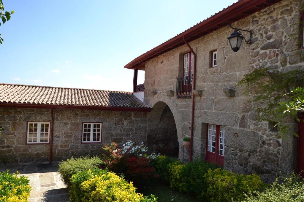 Quinta De Cima De Eiriz Guest House Guimarães Exterior foto